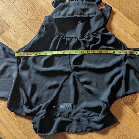 New York & Company 7th Avenue Black Wrap Flowy Top w/ Tie Waist & Side Zipper - Picture 9 of 11